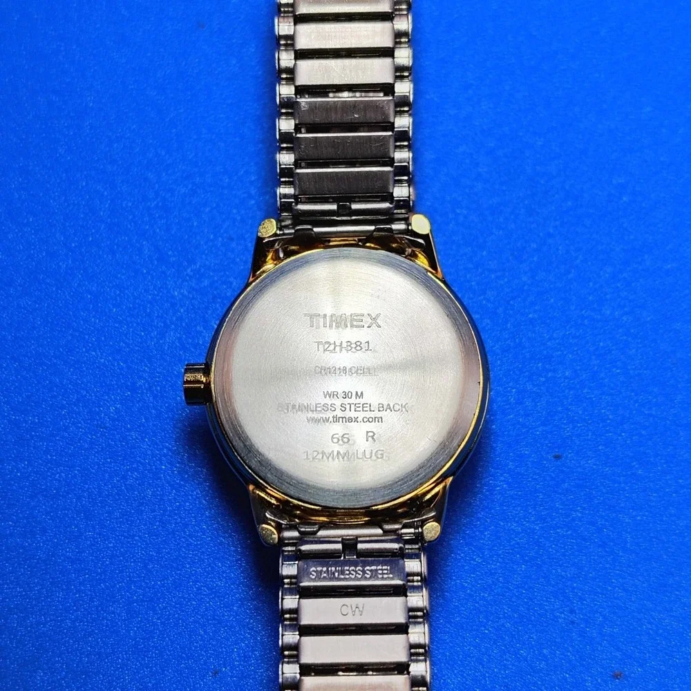 Vintage 2005 Timex Indiglo Easy Reader‎ Date Two Tone Women's Quartz Watch